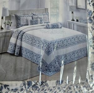King bedspread new in bag